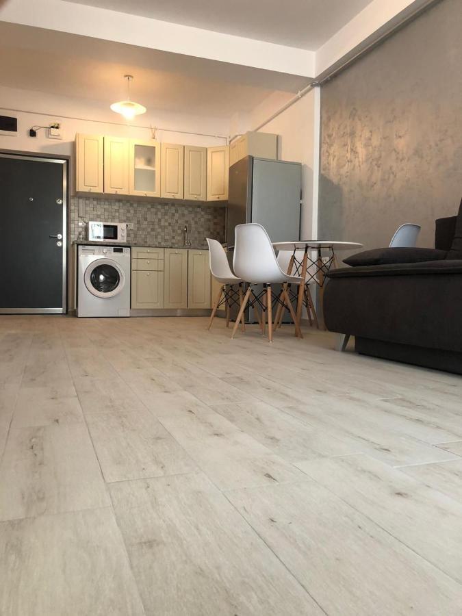Sunrise Holiday Apartment - Mamaia Nord 那沃达利 外观 照片